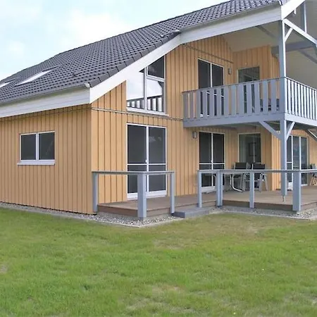 Mirow, Feriehus