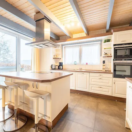 Ferienhaus Exklusives Skandinavisches In Mirow